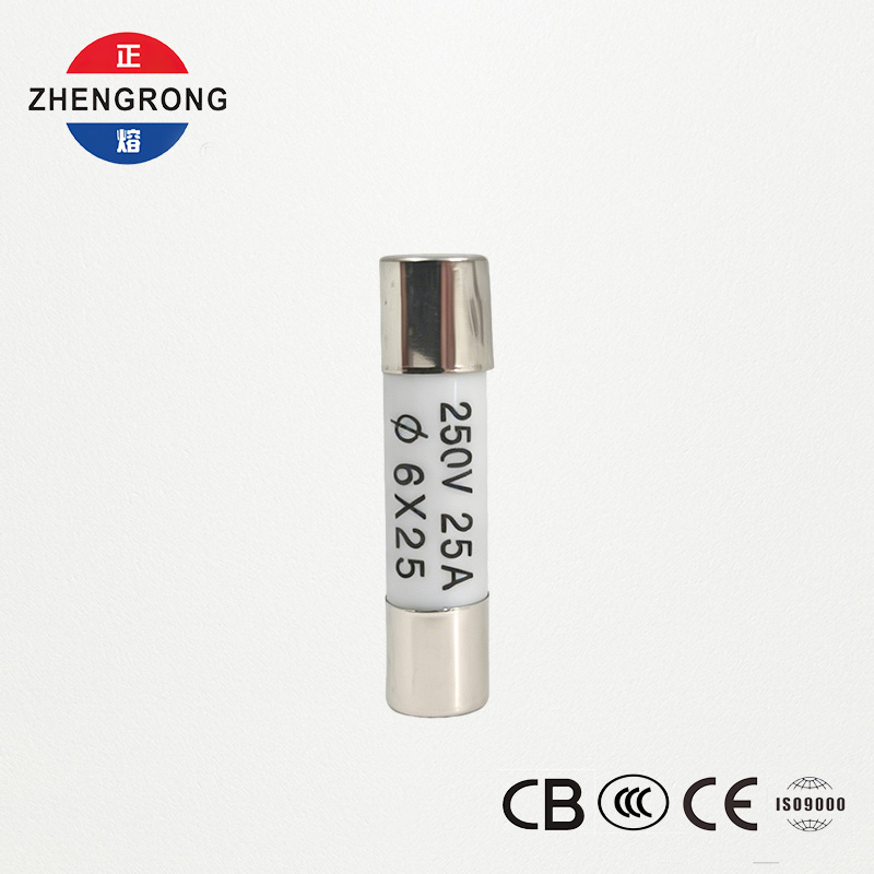 Summus euismod 6*25mm R057 25A Fuses pro mole emptores